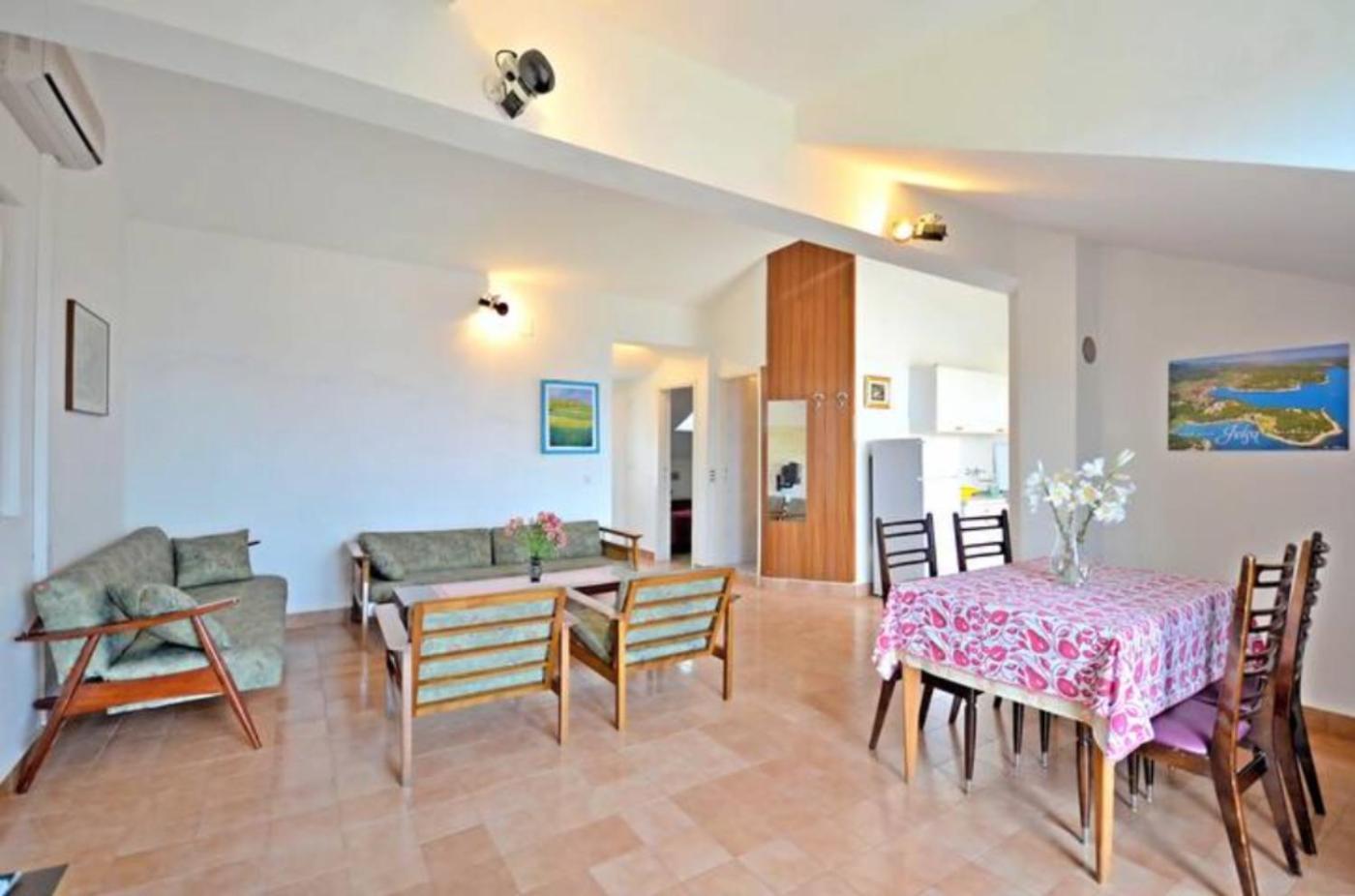 Apartment Bozikovic - Jelsa - Vitarnja Exterior foto
